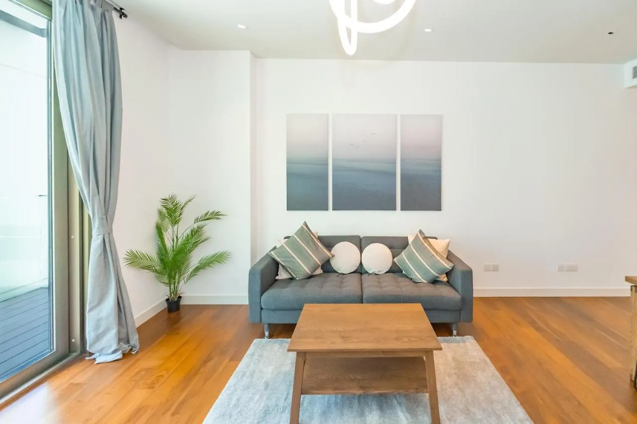 Fam Living - City Walk - Urban Staycations Dubaï 0*,  Émirats arabes unis