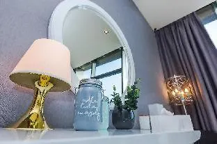 Fam Living - City Walk - Urban Staycations Dubaï Émirats arabes unis