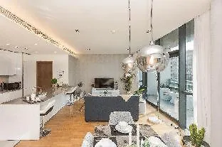 Apartment Fam Living - City Walk - Urban Staycations Dubai